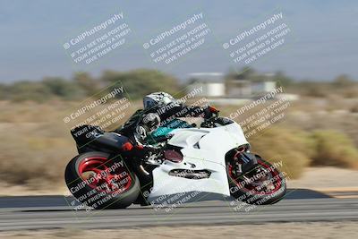 media/Oct-26-2025-Race Pace (Sun) [[c1447ca738]]/Verified/5-Turn 16 (1050am)/